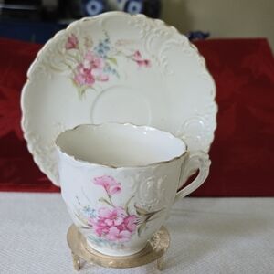 CLOSET CLEAN OUT!!!    Floral Teacup and Saucer Set